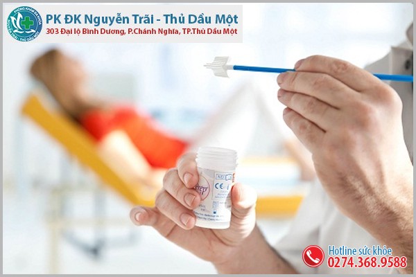 Lấy dịch tiết để xét nghiệm HPV